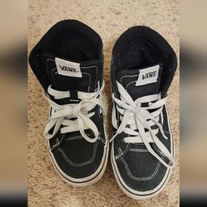 *sold* High Top Old Skool Vans size 1Y
